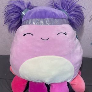 Jeanne Squishmallow from Squishdoo collection